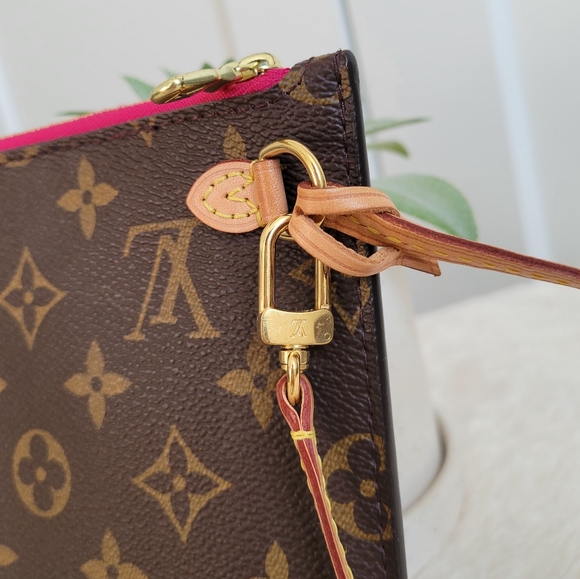 💕 LOUIS VUITTON Neverfull Monogram "PEONY" Mm/Gm Clutch/ Wristlet/Crossbody - Picture 6 of 16